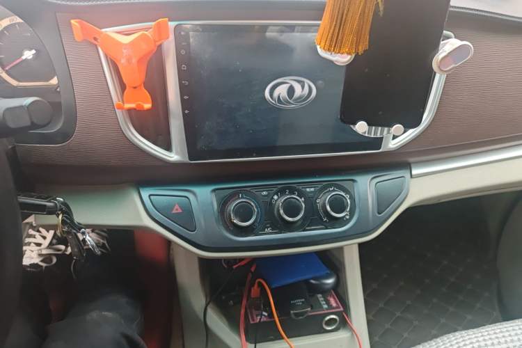 Used FORTHING Lingzhi 2018 M5L 1.6L 7-Seater Comfort Model