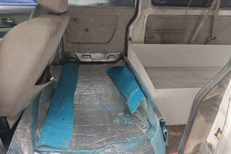 Used Jinbei New Hiace X30L 2016 1.5L Business Edition Van DLCG14 Left Rear Seat