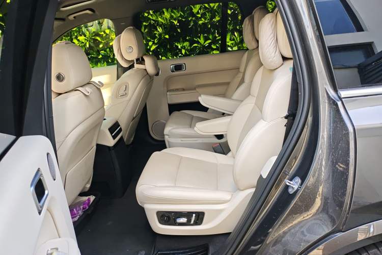 Used Li Auto L9 2022 Max model
