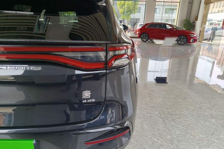 Used BYD Tang New Energy 2022 EV 635 km All-Wheel-Drive Flagship Model