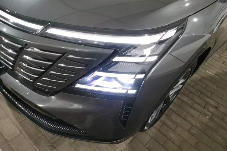 Used CHANGAN CS75 PLUS 2025 4th Generation 1.5T New Blue Whale Smart Luxury Edition Left Front Headlight