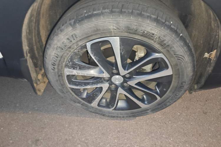 Used Buick Encore 2020 20T CVT Elite Edition Right Front Wheel Hub