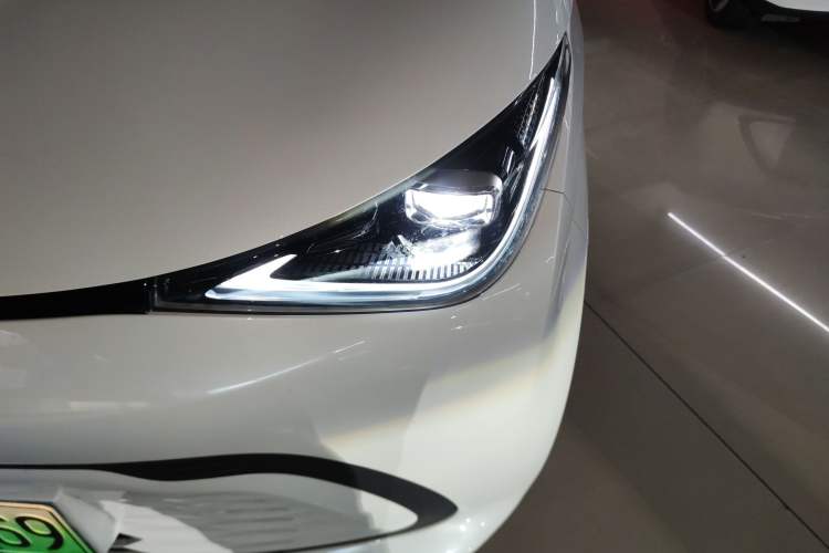 Used Cowin October 2025 Mate 300km Surfing Edition