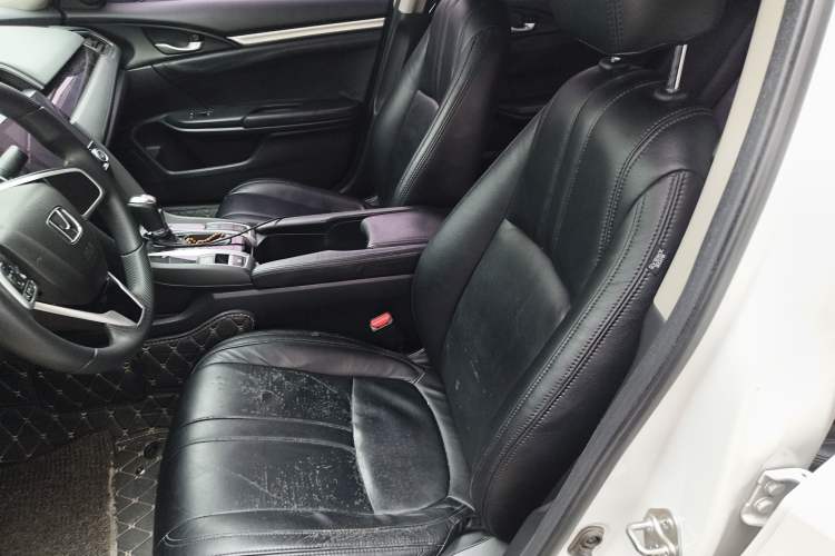 Used Honda Civic 2016 220TURBO CVT Luxury Edition
