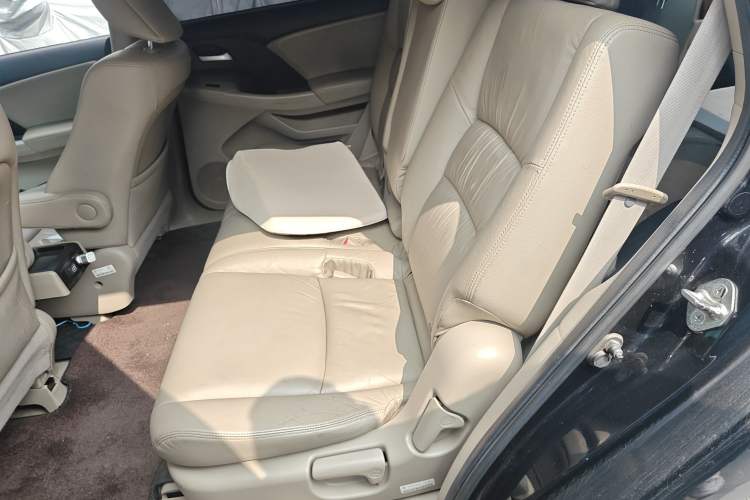 Used Honda Odyssey 2013 2.4L Luxury Edition Left Rear Seat