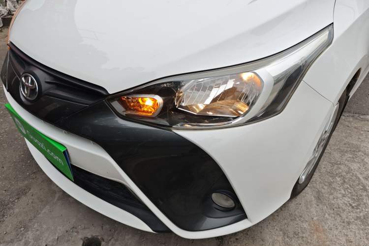 Used Toyota YARiS L Zhi Xuan 2016 Revised Version 1.5G CVT with Dynamic Sunroof Left Front Headlight