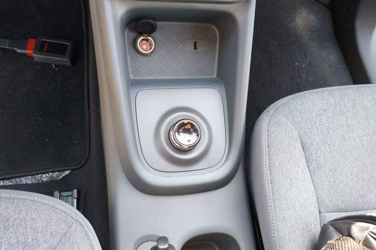 Used Wuling Hongguang New Energy 2025 Extended-Range Hybrid 50KM Comfort Version