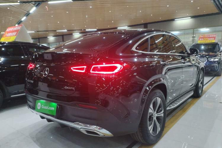 Used Mercedes-Benz GLE Coupe 2020 GLE 350 4MATIC Coupe SUV Fashion Model Rear Right 45 Deg