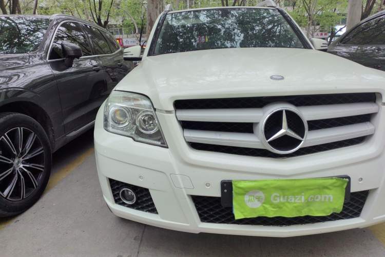 Used Mercedes-Benz GLK-Class 2011 GLK 300 4MATIC Dynamic Model