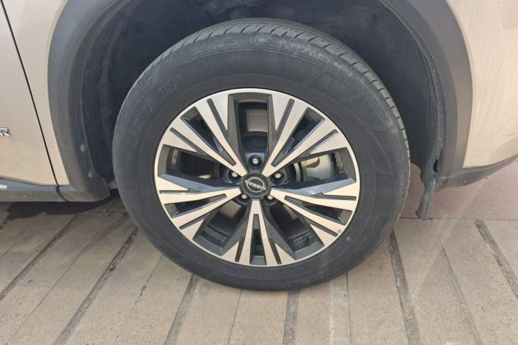 Used Nissan X-Trail 2023 e-POWER Ultra-Hybrid Dual-Motor All-Wheel-Drive Luxury Edition Right Front Wheel Hub