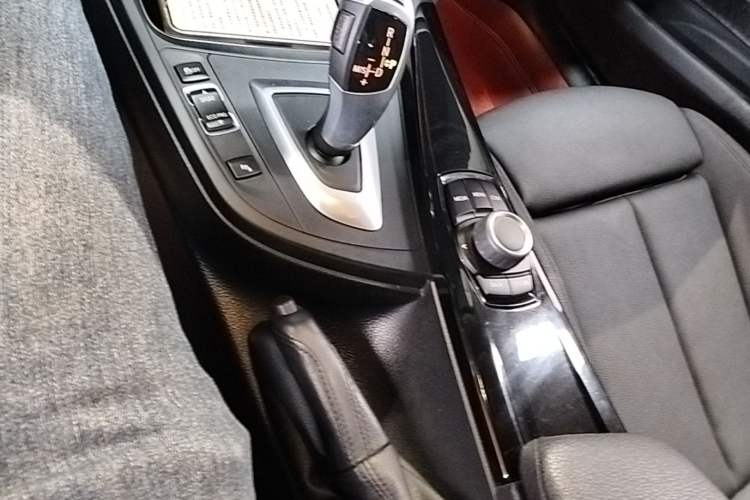 Used BMW 3 Series GT 2018 320i Sport Edition
