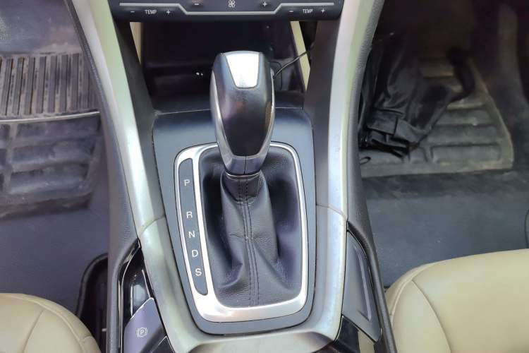 Used Ford Mondeo 2013 2.0L GTDi 200 Fashion Edition