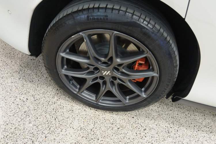 Used IM LS6 2023 Max Standard Edition