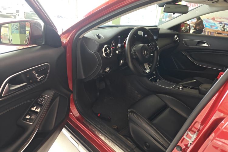 Used Mercedes-Benz GLA 2017 GLA 200 Fashion Model
