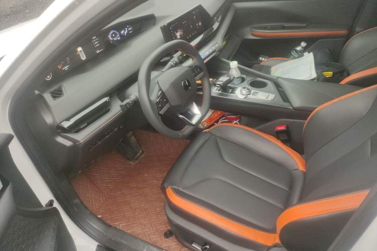 Used Changan UNI-V 2023 1.5T Premium Model