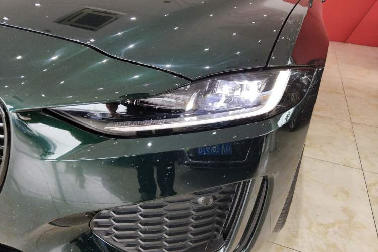 Used Jaguar XEL 2024 2.0T 250 PS R-DYNAMIC S Ebony Black Sport Edition
