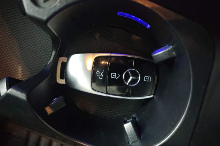 Used Mercedes-Benz E-Class 2018 Facelift E 200 L Sport 4MATIC