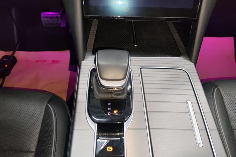 Used Hongqi HS7 PHEV 2024 2.0T PHEV Four-Wheel Drive Flagship Edition 6 Seats
