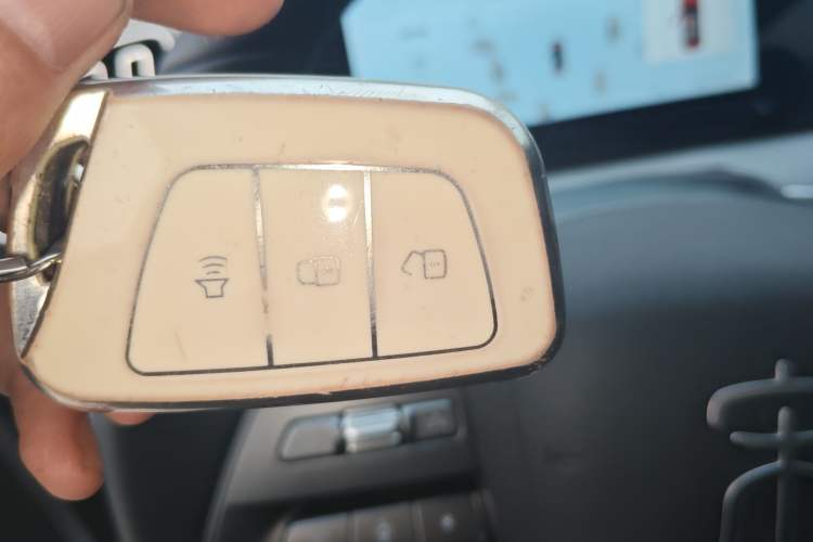 Used BYD Song L DM-i 2025 Intelligent Driving Version 75 km Leading Trim