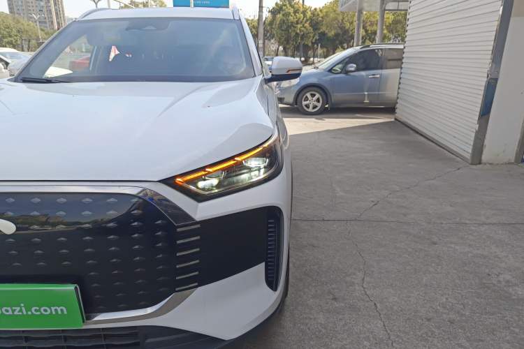 Used Chery Fengyun T8 2025 1.5T 130 km Luxury 7-Seater Left Front Headlight