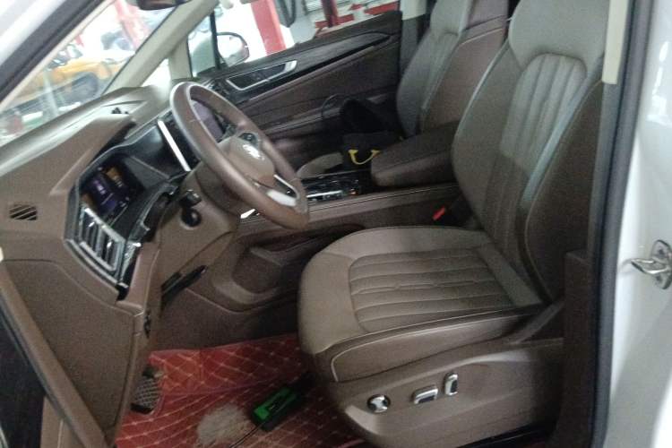 Used Volkswagen Viloran 2024 330TSI Luxury Edition