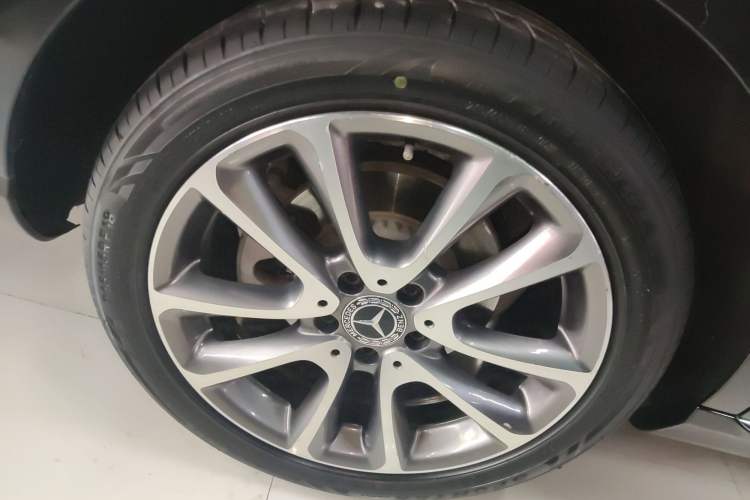 Used Mercedes-Benz E-Class 2018 Facelift E 200 L