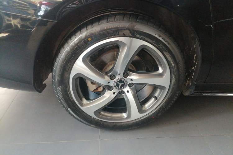 Used Mercedes-Benz E-Class 2018 Restyled E 300 L Sporty and Stylish Edition
