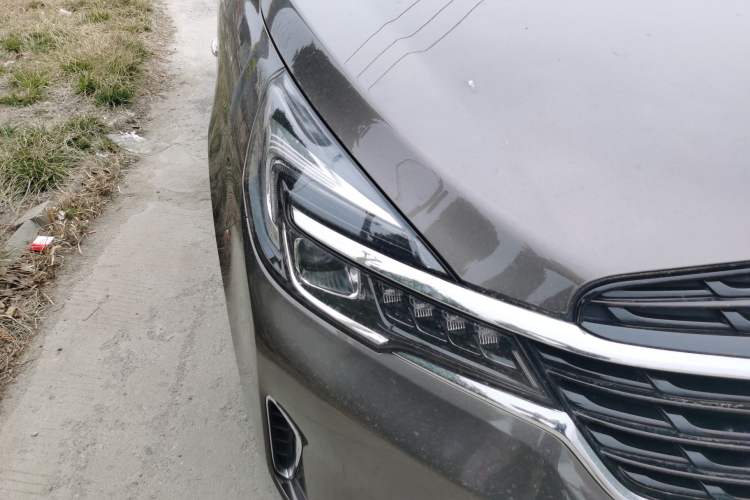 Used Buick GL8 2021 Land Cruiser Executive Class 652T Luxury Model