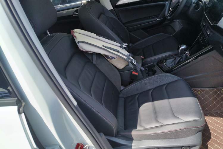 Used Volkswagen Tayron 2020 330TSI Two-Wheel Drive Luxury Smart Connectivity Version