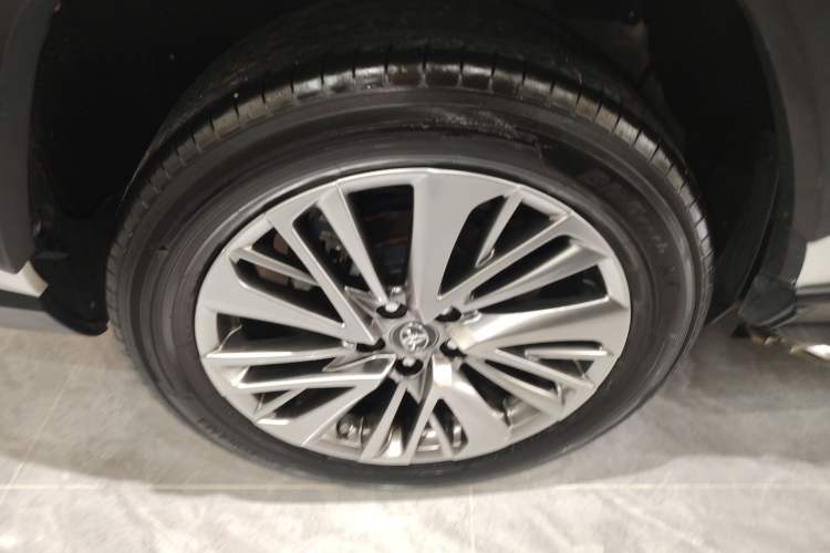 Used Toyota Wildlander 2021 2.0L CVT Two-Wheel Drive Luxury Edition