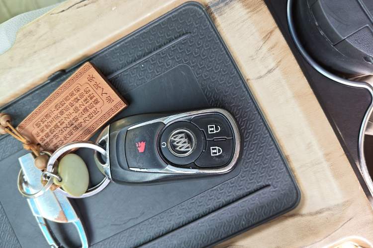 Used Buick GL8 2018 ES 28T Comfort Model China VI Standard