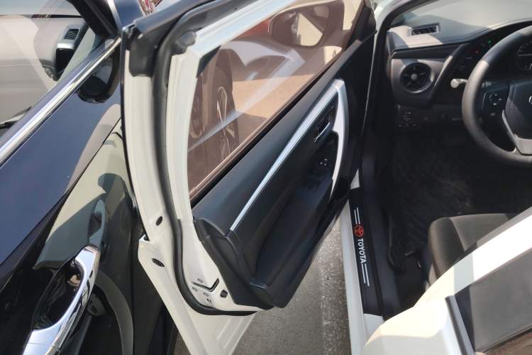 Used Toyota Levin Hybrid E+ 2019 1.8L PH GS E-CVT Elite Edition
