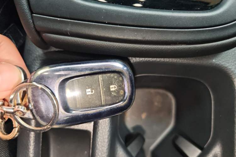 Used Honda Vezel 2023 1.5L CVT Tech Edition
