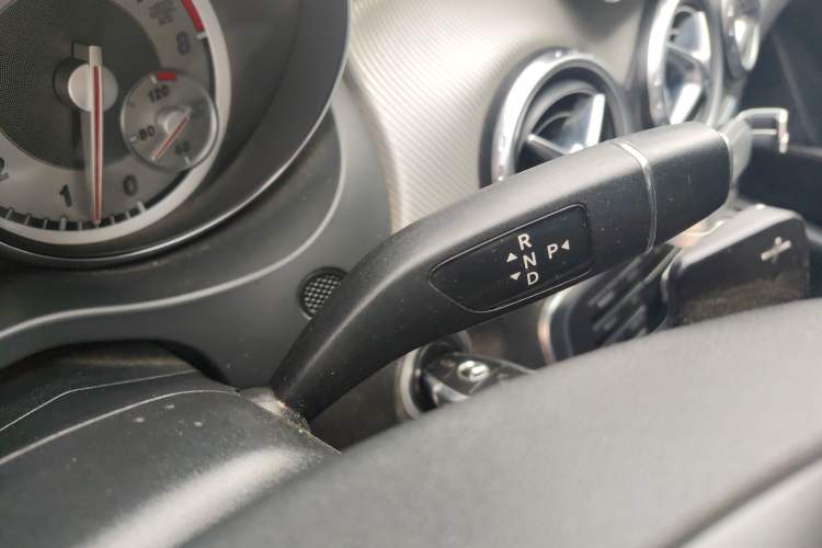 Used Mercedes-Benz GLA 2015 GLA 200 Fashion Model