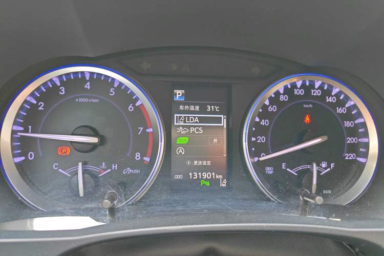 Used Toyota Highlander 2018 2.0T Four-Wheel Drive Luxury Version 7 Seats China VI Standard
