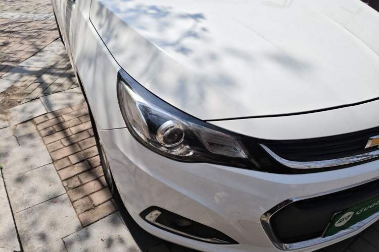 Used Chevrolet Malibu 2017 1.5T Automatic Comfort Edition Right Front Headlight