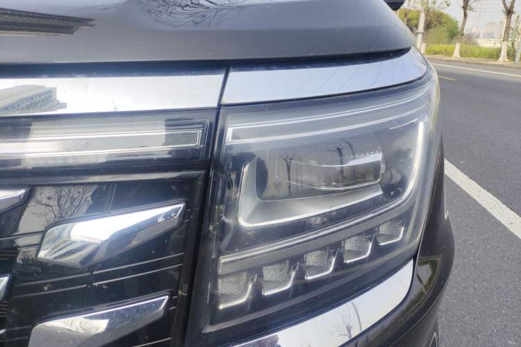 Used JAC Refine RF8 PHEV 2024 Zhiling Edition 1.5T 150KM Flagship Model – Lithium Iron Phosphate Left Front Headlight