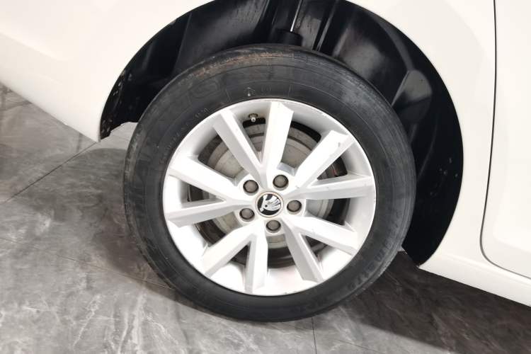 Used Skoda Rapid 2016 1.6L Manual Trend Edition
