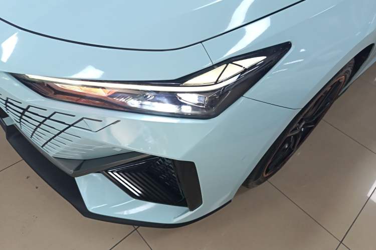 Used Changan UNI-V 2022 1.5T Smart Navigation Version