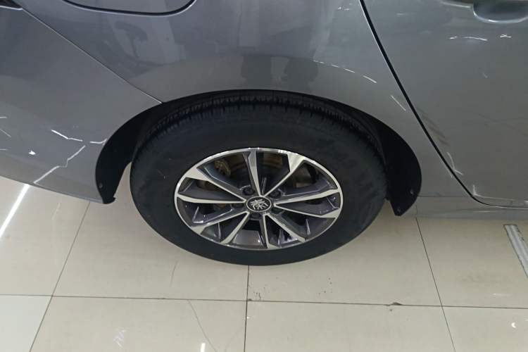 Used BYD Qin PLUS 2023 Champion Edition DM-i 55KM Leading Model Right Rear Wheel Hub