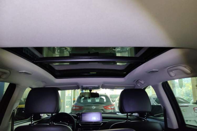 Used Changan CS75 2022 Blue Whale Edition 1.5T DCT Prestige Model
