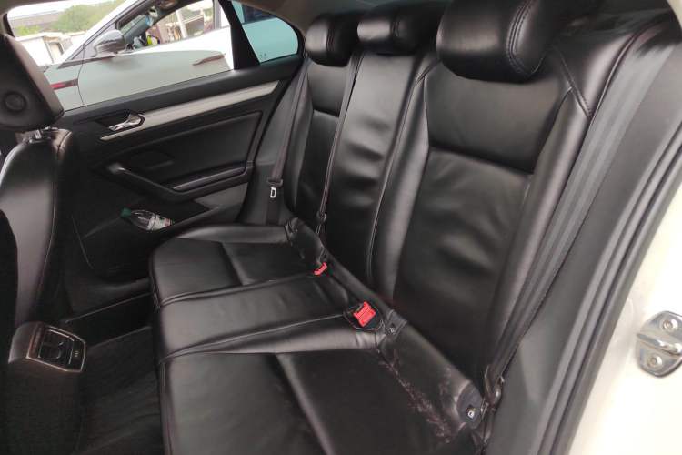 Used Volkswagen Lamando 2018 230TSI DSG Fashion Edition
