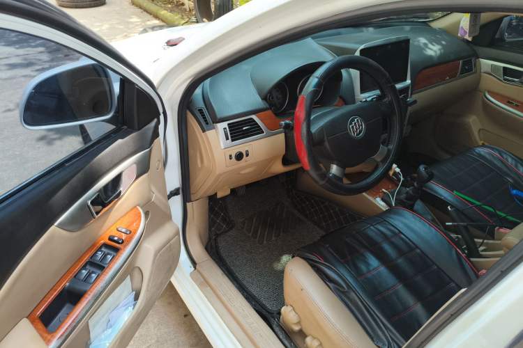 Used Buick Excelle 2013 1.5L Manual Luxury Model