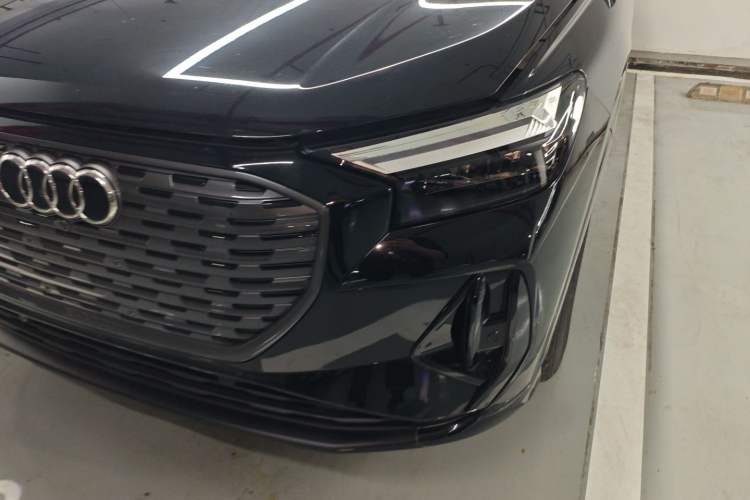 Used Audi Q4 e-tron 2022 40 e-tron Adventure Edition Left Front Headlight
