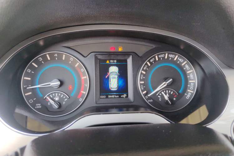 Used Haval H2 2017 Red-Label 1.5T Automatic Two-Wheel Drive Luxury Model
