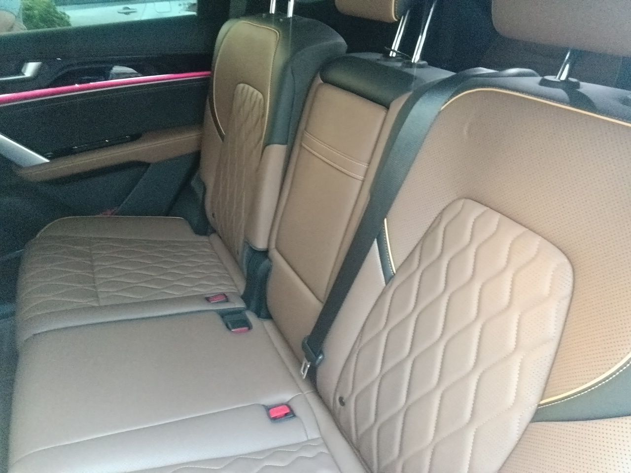 BYD Tang New Energy 2021 DM-i 112KM Prestige Model - Executive — снимка 17