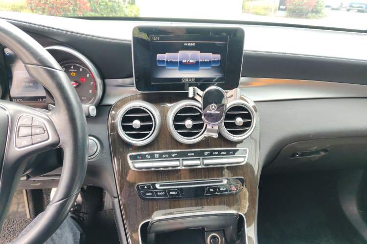 Used Mercedes-Benz GLC 2017 GLC 260 4MATIC Dynamic Edition