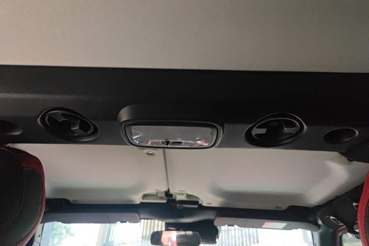 Used BAIC Off-Road BJ40 2023 2.0T Automatic Four-Wheel Drive Urban Hunter Edition Chivalrous Type
