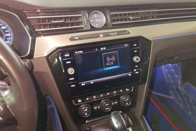 Used Volkswagen Variant New Energy 2019 GTE model
