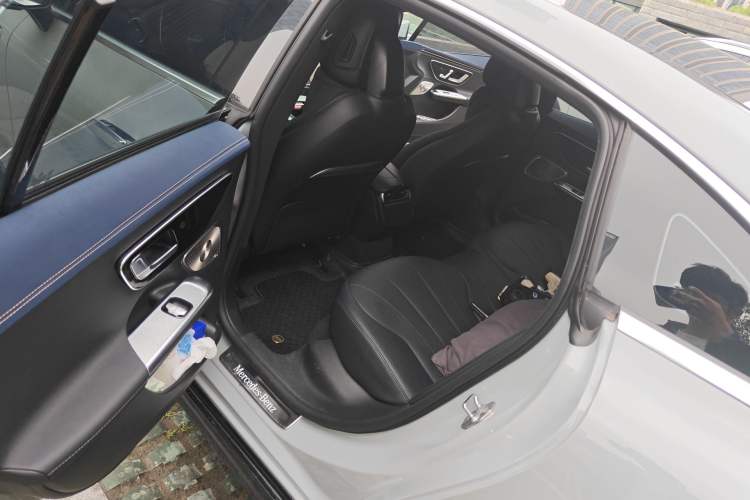 Used Mercedes-Benz EQE 2022 350 Luxury Edition
